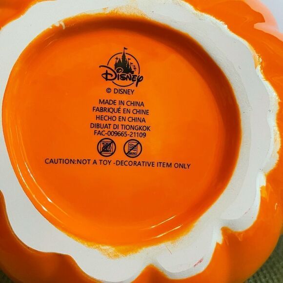 Disney Parks Mickey Mouse pumpkin candy bowl NWT - Picture 12 of 13
